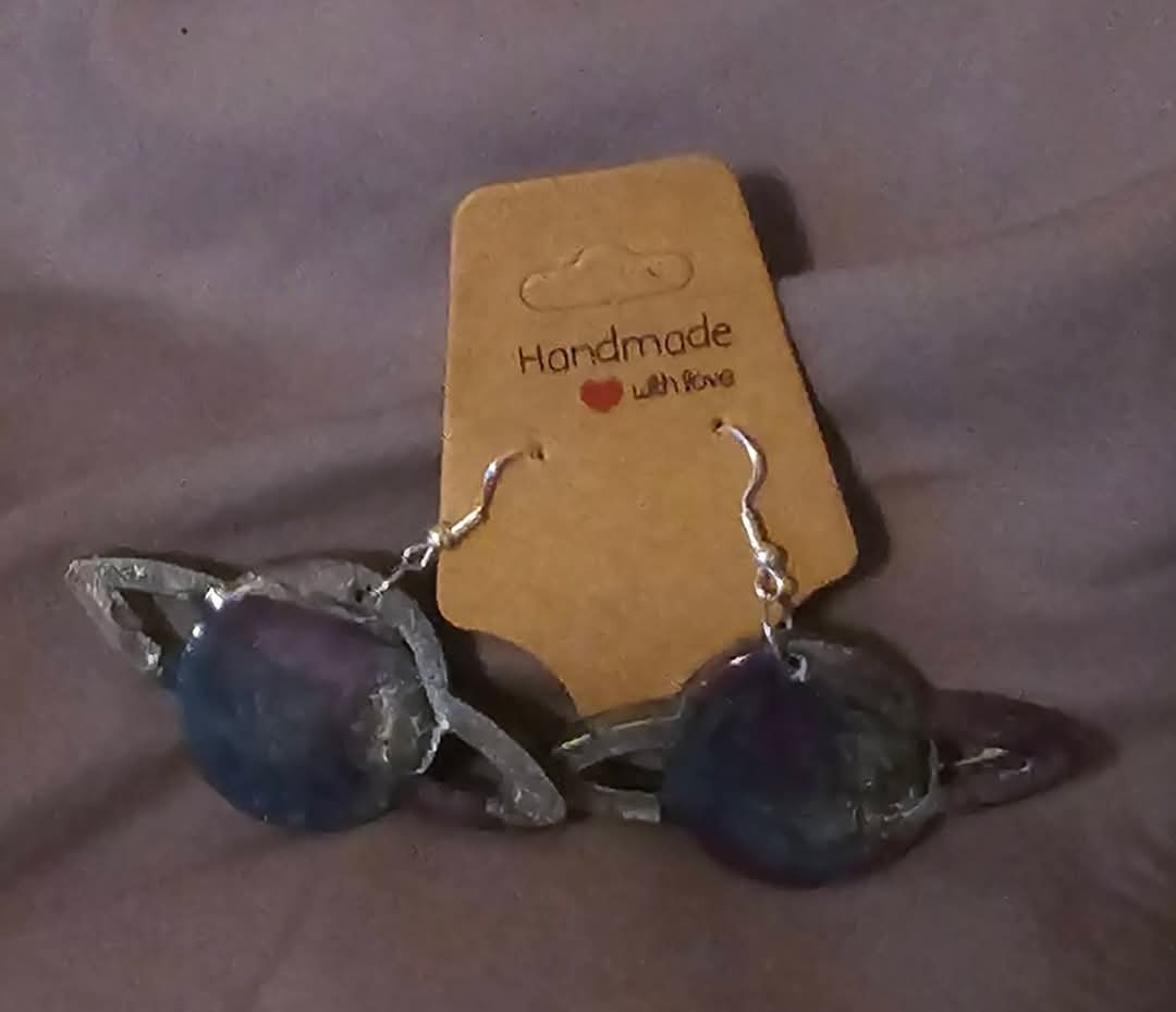 Intergalactic Dangles